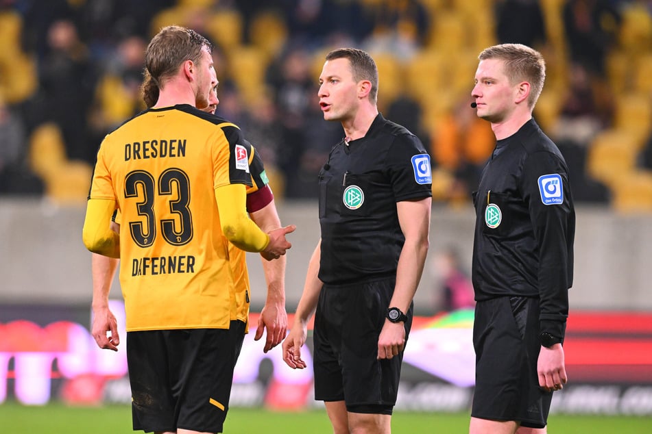 Florian Lechner (33, M.) kommt nicht das erste Mal in dieser Saison ins Rudolf-Harbig-Stadion.