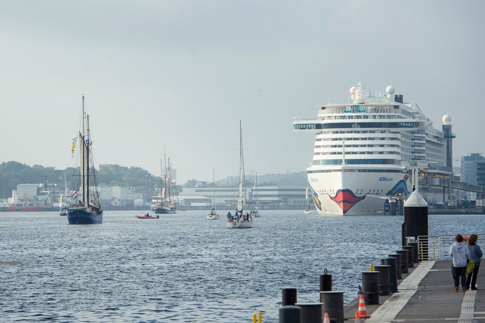 Die "AIDAprima" streicht ihren Stopp in Maløy. (Archivbild)
