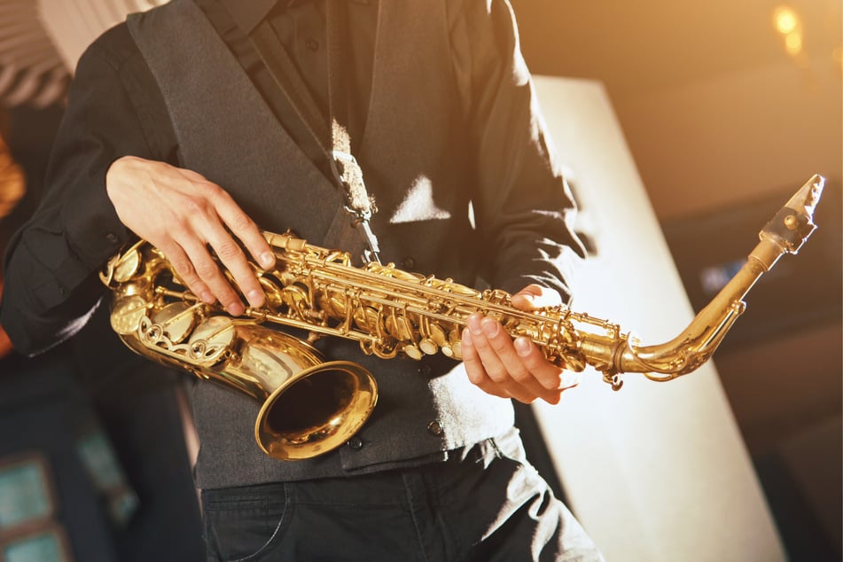 Wer Saxophon, Gitarre und Keyboard gerne mag, ist heute Abend im Zentralgasthof genau richtig. (Symbolfoto)