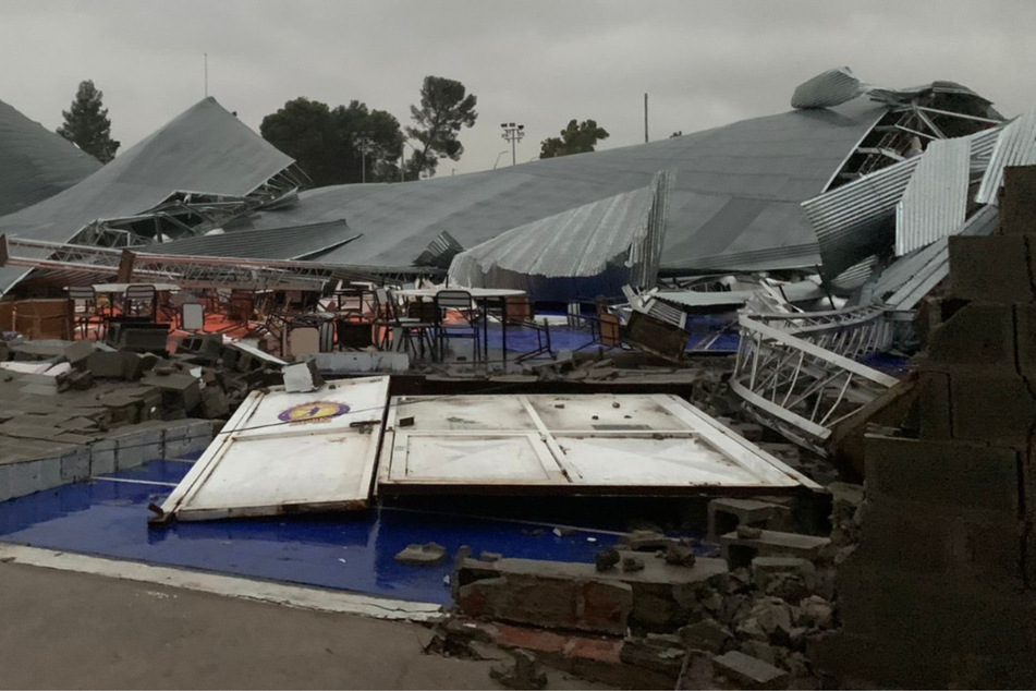 Tragödie bei Skate-Festival: Dach stürzt durch heftiges Unwetter ein - 13 Tote