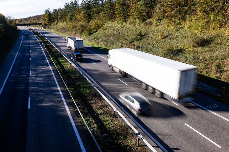 ... Nun heißt es Autobahn statt Gipfelkreuz. (Symbolfoto)