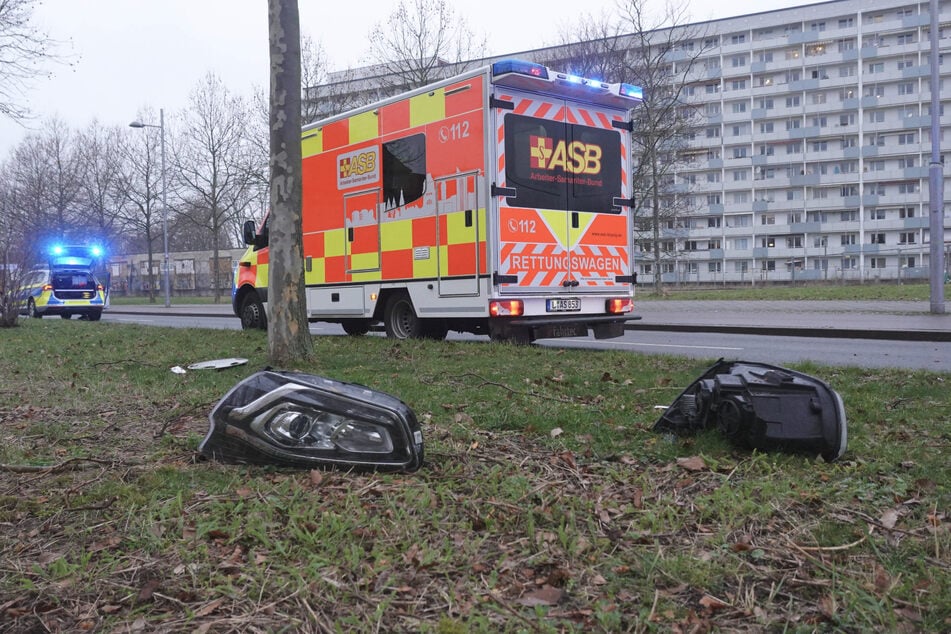 Rettungskräfte kamen zum Unfallort.