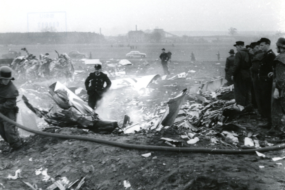 Die Unglücksstelle bei Ottendorf-Okrilla nach dem Absturz des DDR-Jets am 4. März 1959.