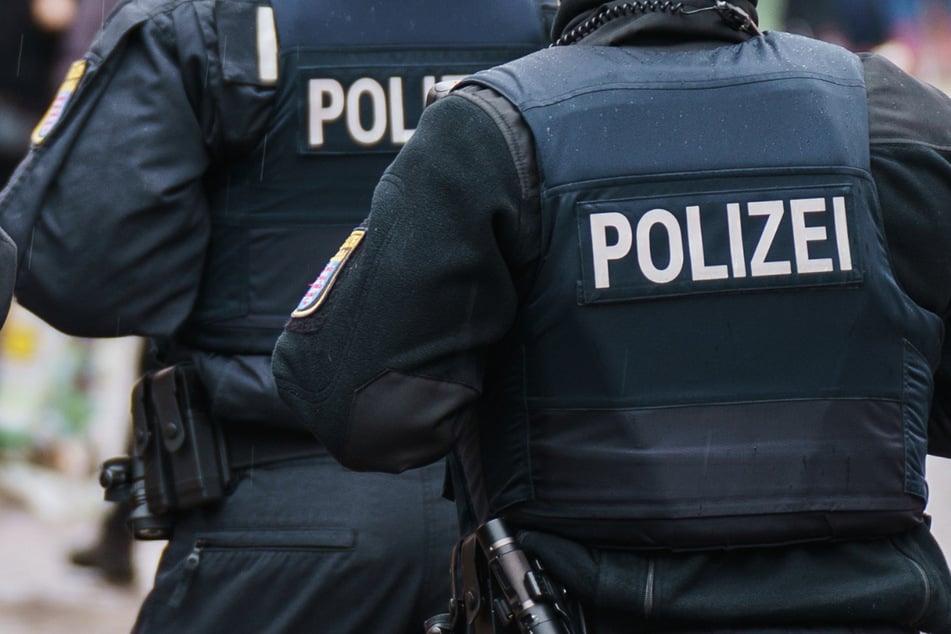 Die Ermittlungen der Polizei laufen. (Symbolbild)