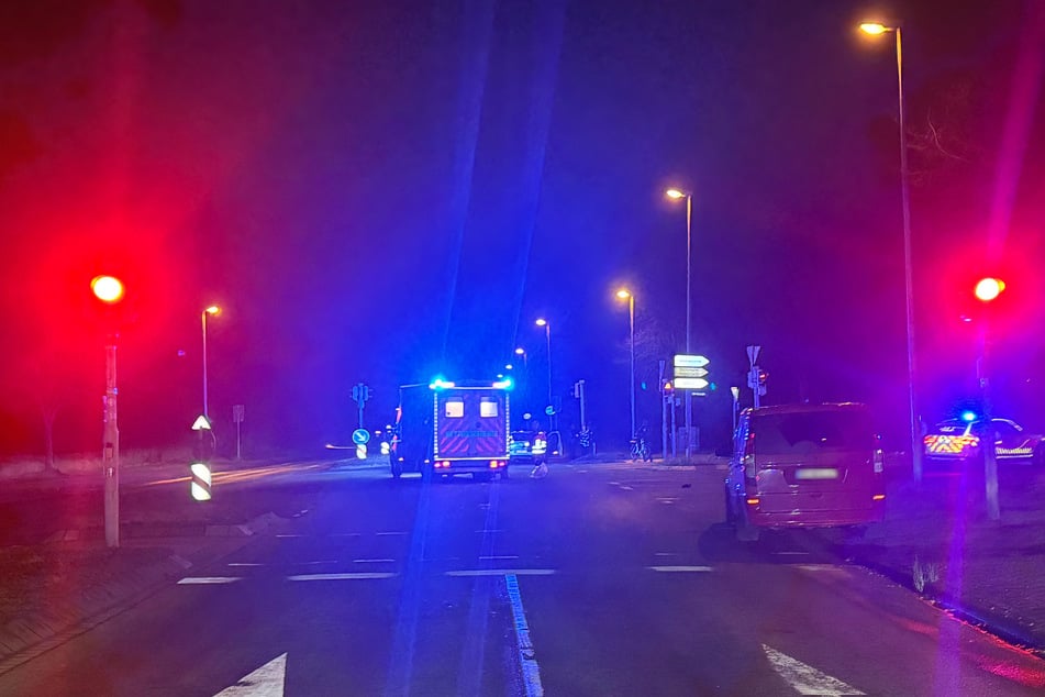 Die Unfallstelle auf der Martin-Pauls-Straße war stundenlang gesperrt.