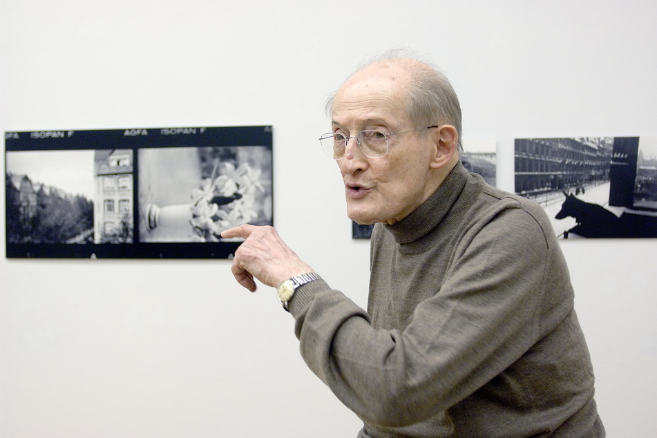2008 besuchte Hans Günter Flieg die Ausstellung zu seinen Ehren. Heute ist er 100 Jahre alt.