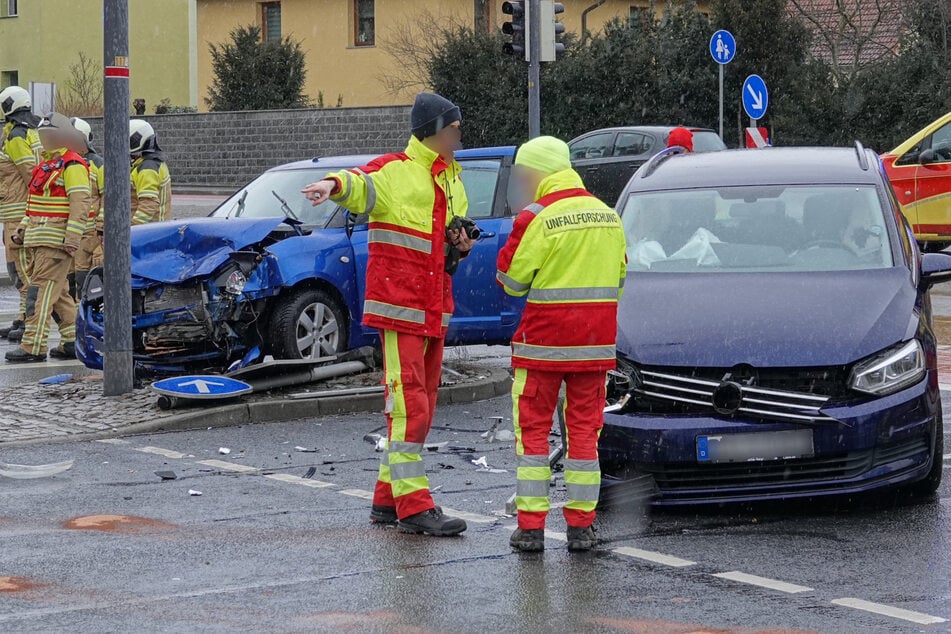 Auch die Unfallforschung war Vorort.