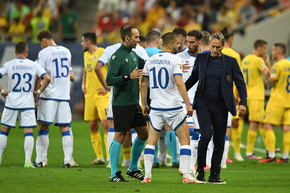 Kosovos Nationalmannschaft weigerte sich, weiterzuspielen.