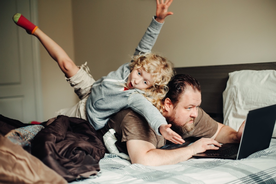 familienratgeber: Dein Kind kann sich nicht alleine beschäftigen? 5 hilfreiche Tipps!