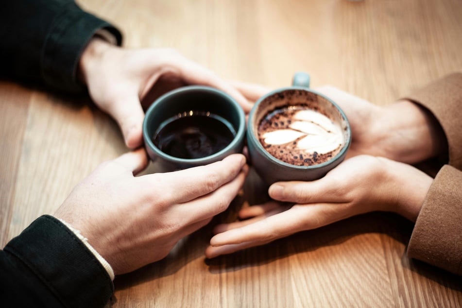 Romantik liegt im Auge des Betrachters - wie diese Dating-Witze beweisen.