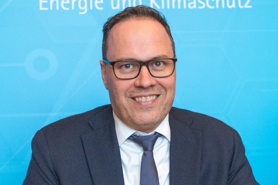 Dirk Panter (52, SPD) will Leipziger Oberbürgermeister werden. Auf seine Amtsführung als Wirtschaftsminister habe seine Bewerbung keinerlei Einfluss, so das Ministerium.