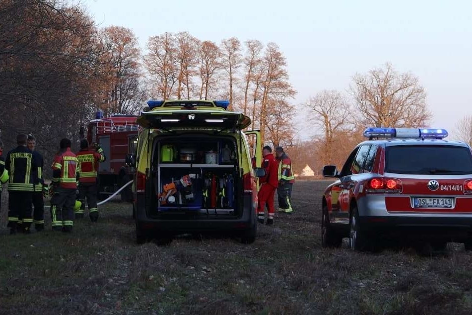 Rettungskräfte waren mit mehreren Einsatzwagen vor Ort.