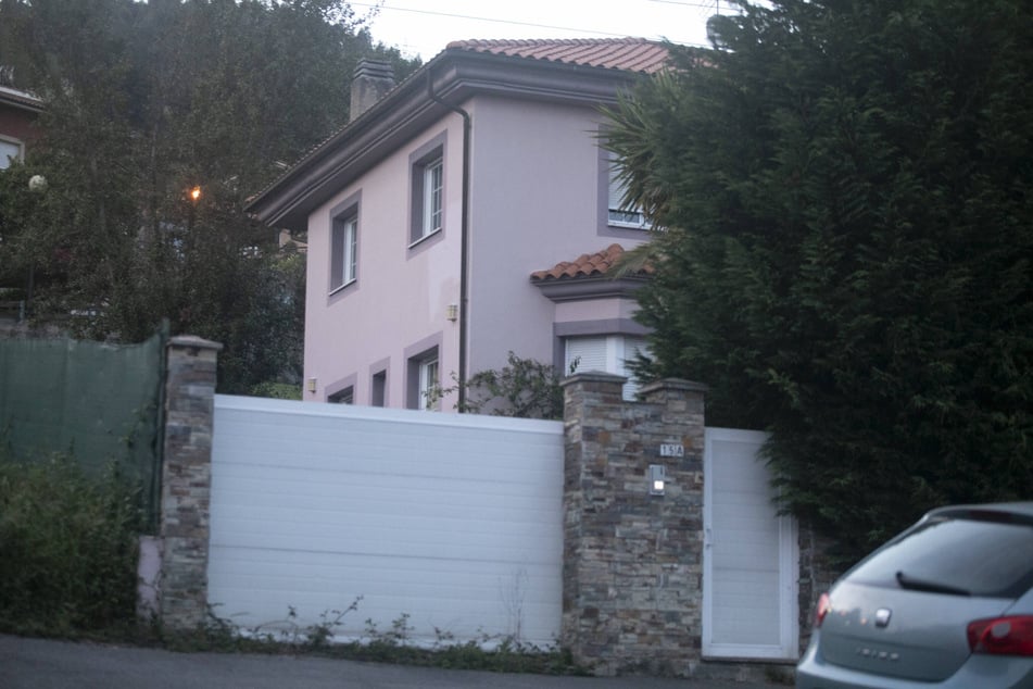 In diesem Haus im Norden Spaniens sollen die Kinder jahrelang eingesperrt gelebt haben.