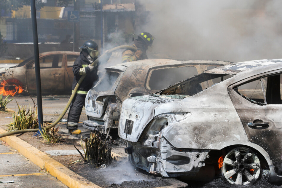 In Mexiko kommt es immer wieder zu Gewaltverbrechen. In Chilpancingo wurden kürzlich Autos von Studenten einer ländlichen Lehrerschule in Brand gesetzt.