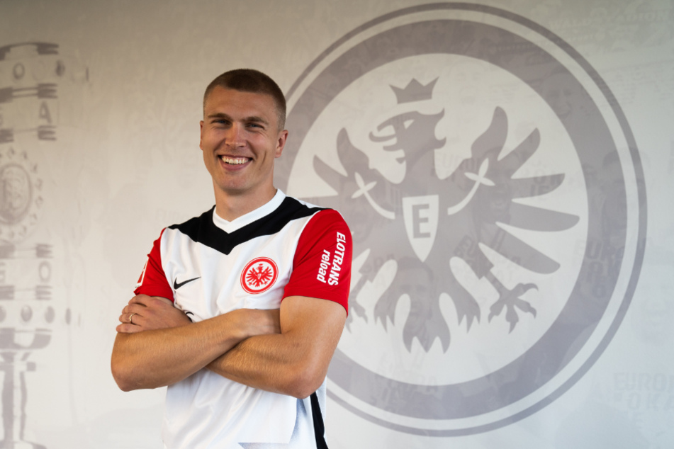 Rasmus Kristensen (27) kam vom englischen Zweitligisten Leeds United per Leihe inklusive Kaufoption zu Eintracht Frankfurt.