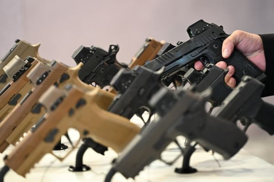 Hersteller Sig Sauer, ein Konkurrent von Heckler &amp; Koch, fertigt Pistolen.