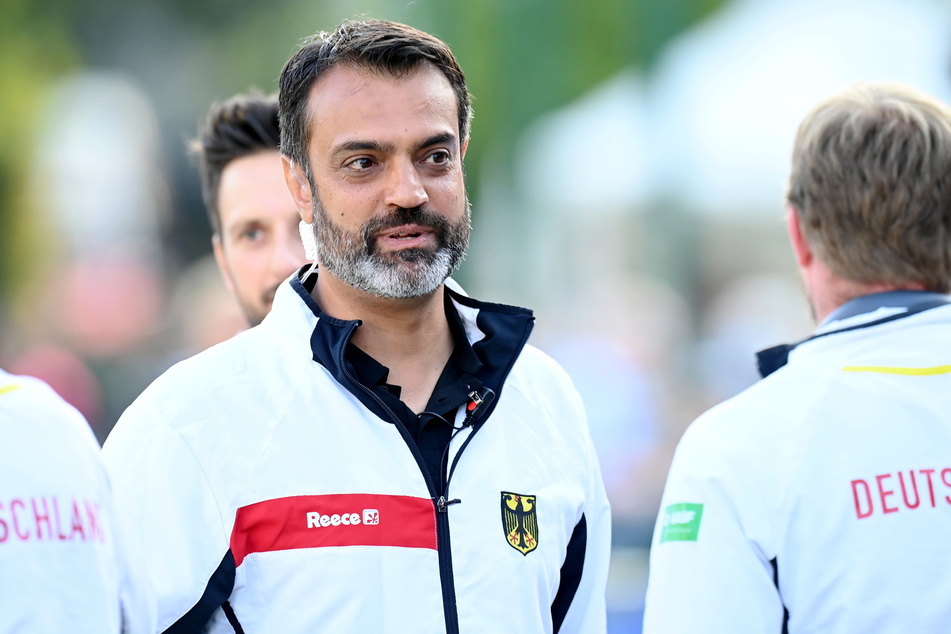 Hockey-Bundestrainer Kais Al Saadi (42) berichtete über einen schwierigen Start für seine Jungs. (Archivbild)