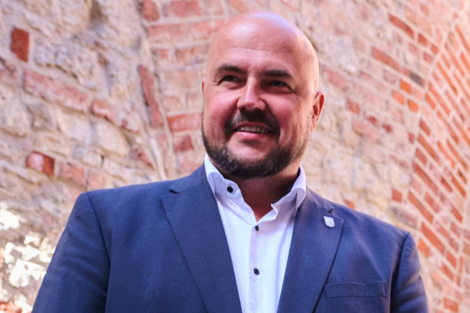 Spandaus Bezirksbürgermeister Frank Bewig (50, CDU) freut sich sehr, dass eine Schule aus seinem Einzugsbereich ausgewählt worden ist.