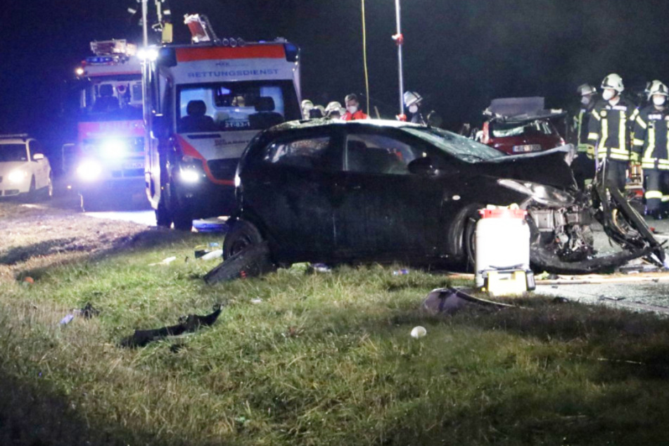 Mazda-Fahrerin (22) schwebt nach Frontalcrash in Lebensgefahr