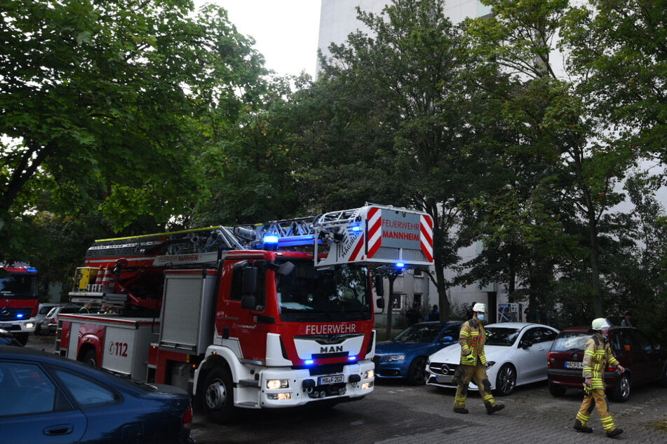 Die Feuerwehr hat den Brand schnell im Griff.