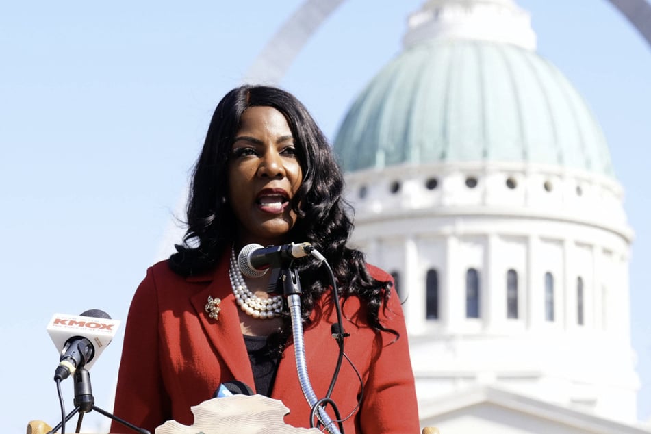 St. Louis Mayor Tishaura Jones signed the executive order to create a city reparations commission.