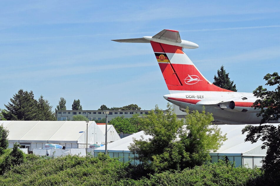 Von Mai 2022 an wurden auf dem Gelände mit Unterbrechung bis zu 150 Menschen untergebracht.