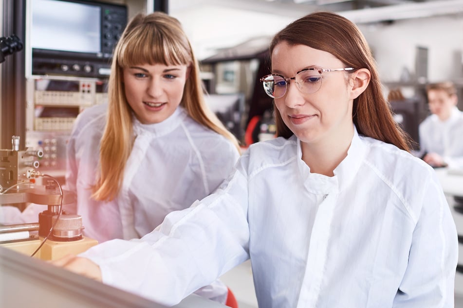 Während Deiner Ausbildung wird Dir bei Bedarf immer jemand zur Seite stehen.