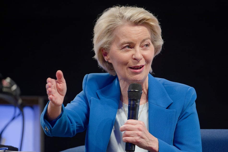 Zwischen 2013 und 2019 war Ursula von der Leyen (66, CDU) deutsche Verteidigungsministerin.