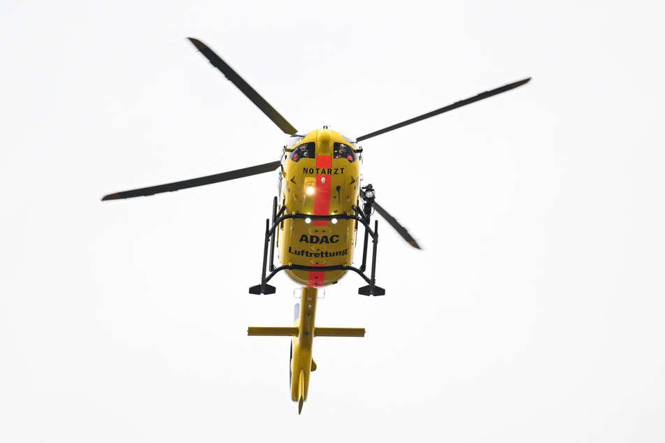 Die Rettungskräfte forderten auch einen Hubschrauber nach. (Symbolbild)