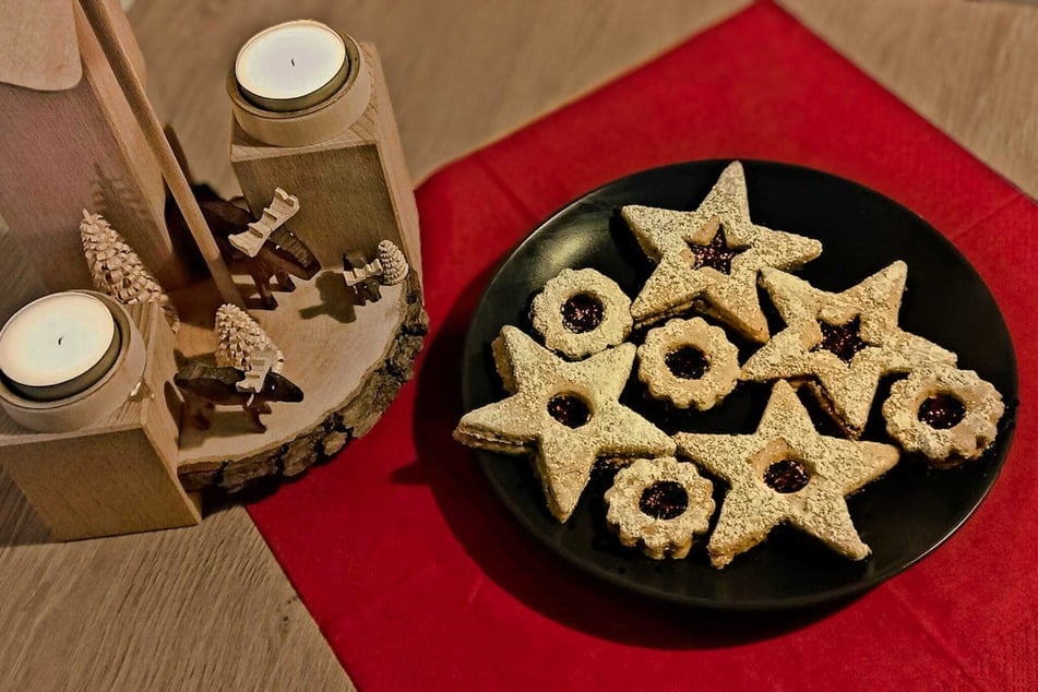 Weihnachtliche Spitzbuben: Ein Muss in jeder Keksdose