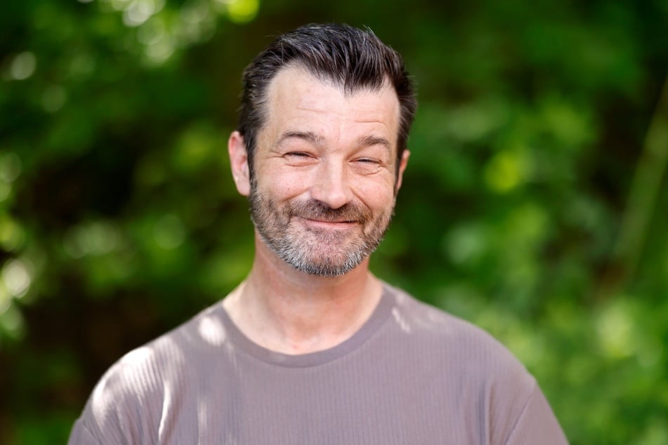 Schlagerstar Achim Petry (51) hat seine dunkle Vergangenheit gebeichtet.