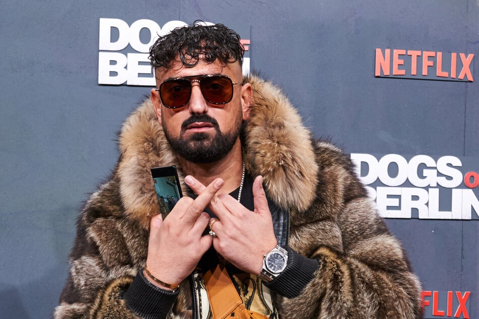 Rapper Haftbefehl (40) soll sogar in Lebensgefahr geschwebt haben. (Archivbild)