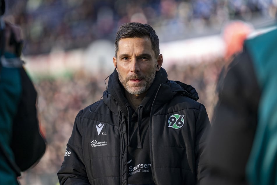 Stefan Leitl (47) muss nach zweieinhalb Jahren als Trainer bei Hannover 96 gehen.