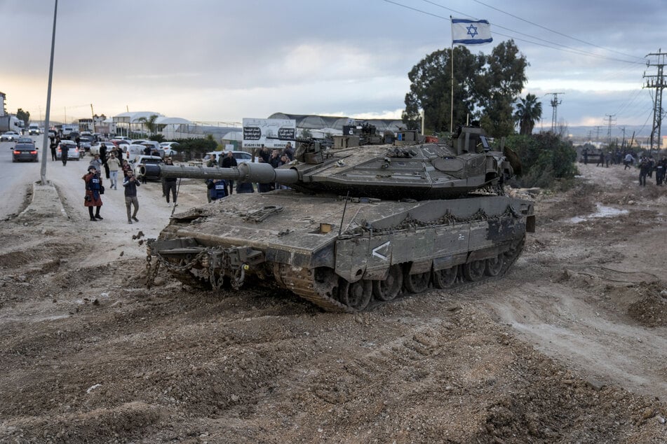 Ein israelischer Panzer im Westjordanland. (Symbolbild)