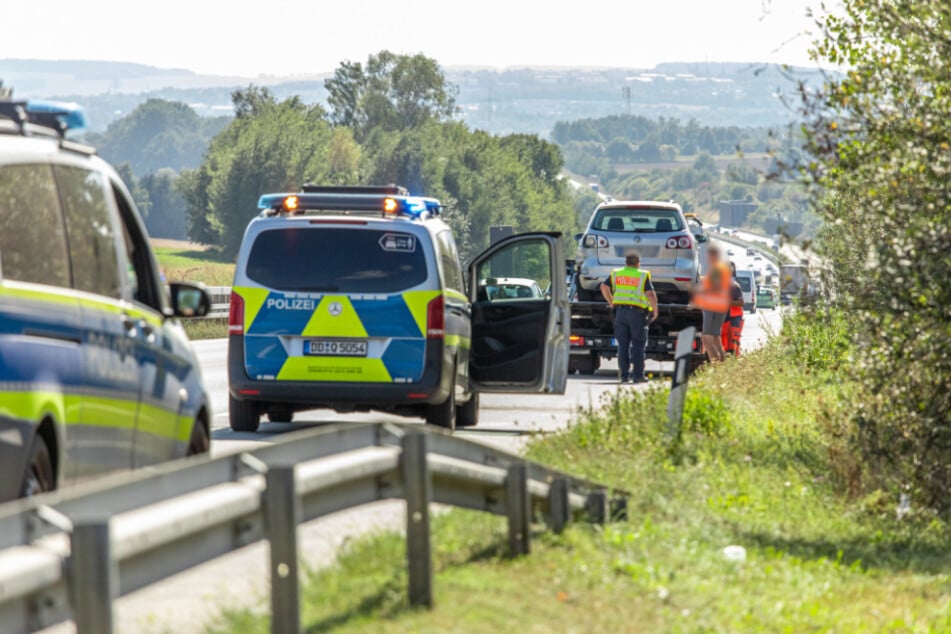 Die Autobahn war für etwa eine Stunde gesperrt.