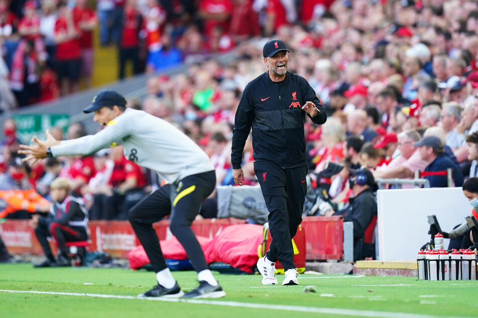 Wie man sie kennt: Chelsea-Trainer Thomas Tuchel (l.) und Liverpool-Coach Jürgen Klopp (r.) gestikulieren.