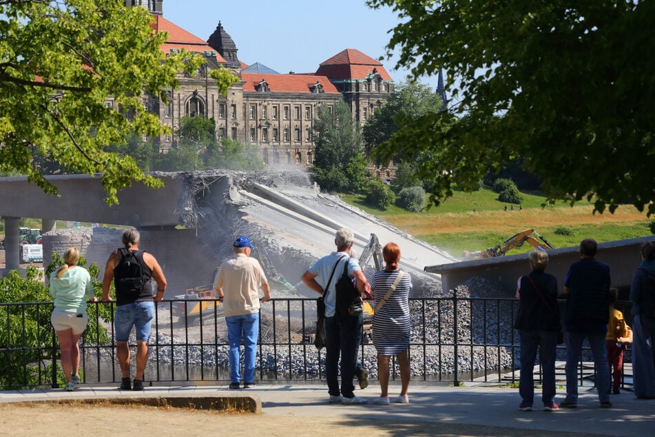 Wie sinnvoll ist die Bürgerbeteiligung zur Carolabrücke? (Archivbild)