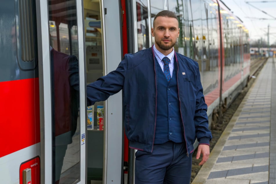 Etienne ist Kundenbetreuer bei der Deutschen Bahn und erzählt im exklusiven Interview über seinen Arbeitsalltag.