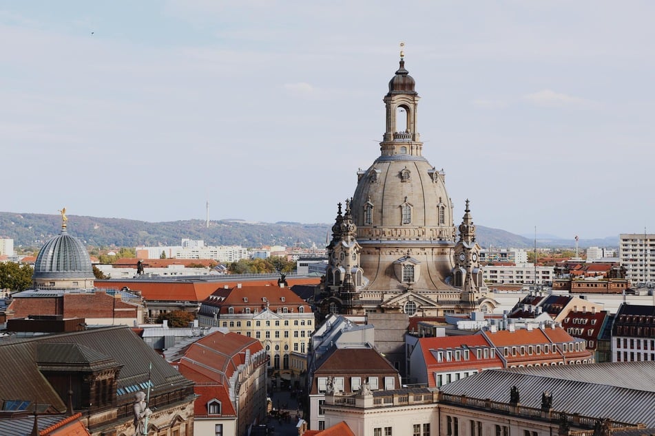 Die Architektur der Dresdner Altstadt ist eine Mischung aus barocker Baukunst und moderneren Gebäuden.