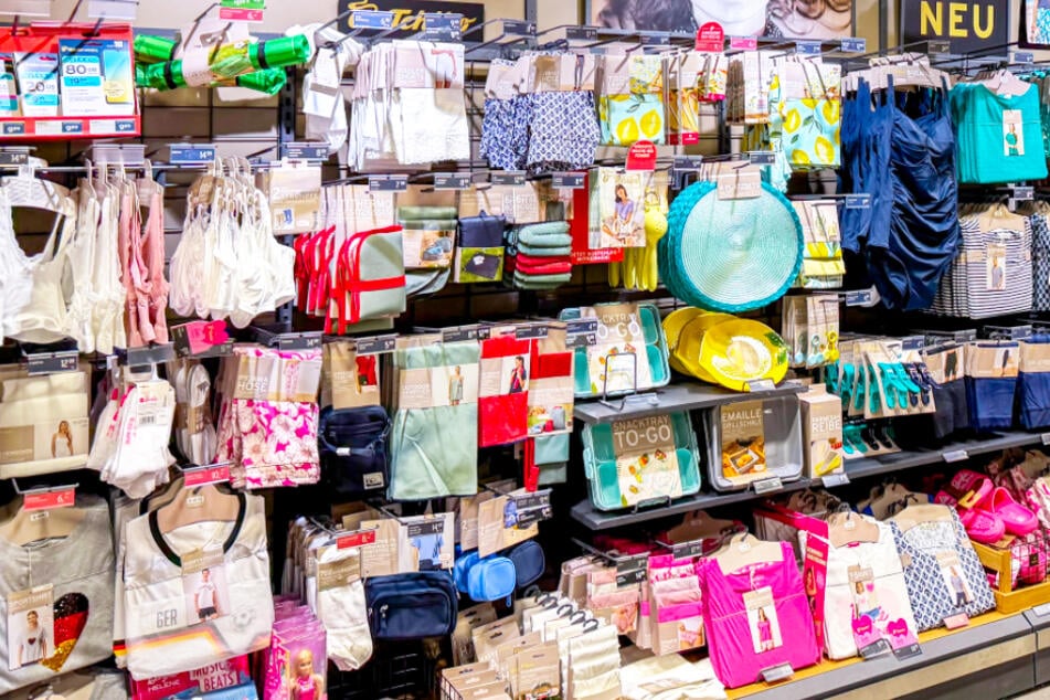 Was ab Montag (3.8.) in den EDEKA-Regalen steht, braucht jeder