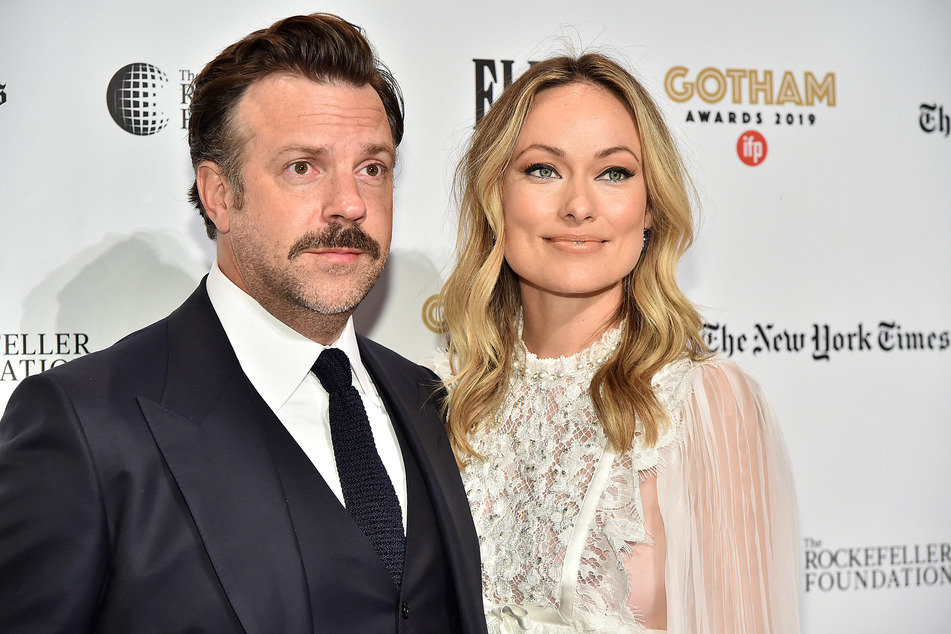 Jason Sudeikis apparently didn't handle his split from Olivia Wilde too well.