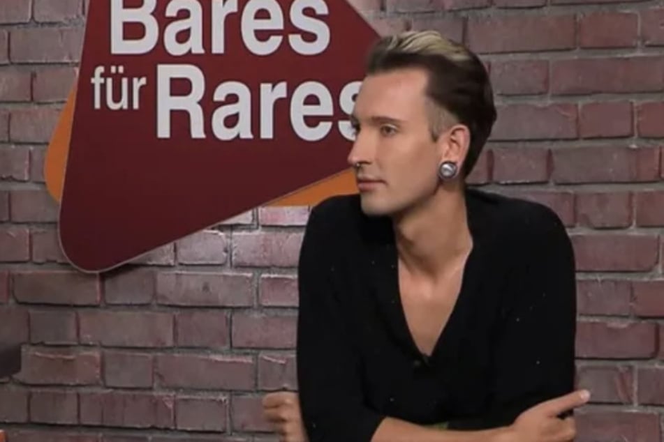 Der gebürtige Thüringer Fabian Kahl (32) ist bereits seit vielen Jahren als Experte im Rahmen der ZDF-Trödelshow im Einsatz.