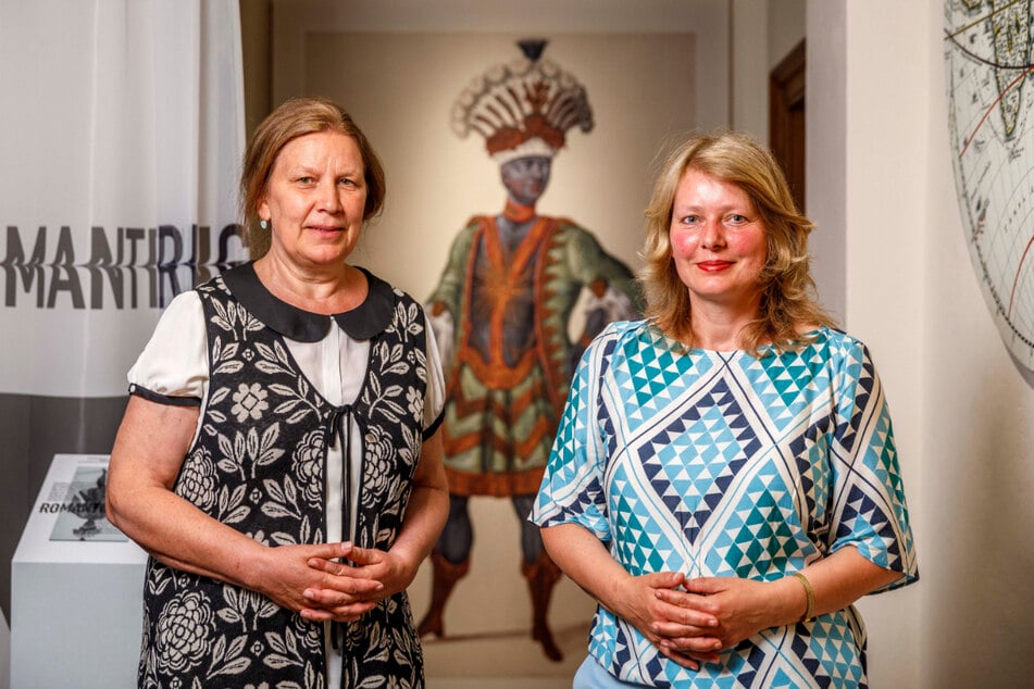 Schloss-Chefin Dominique Fliegler (54) und Kuratorin Margitta Hensel (57, l.) hoffen auf viele Besucher.