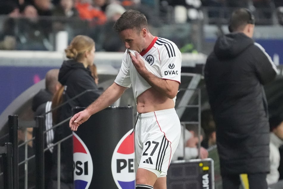 Mario Götze (33) hatte unter Albert Riera keinen leichten Stand.