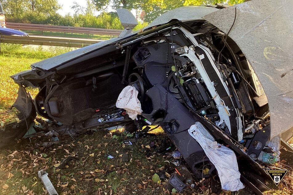 Der Lamborghini stand nach dem Aufprall in Flammen.