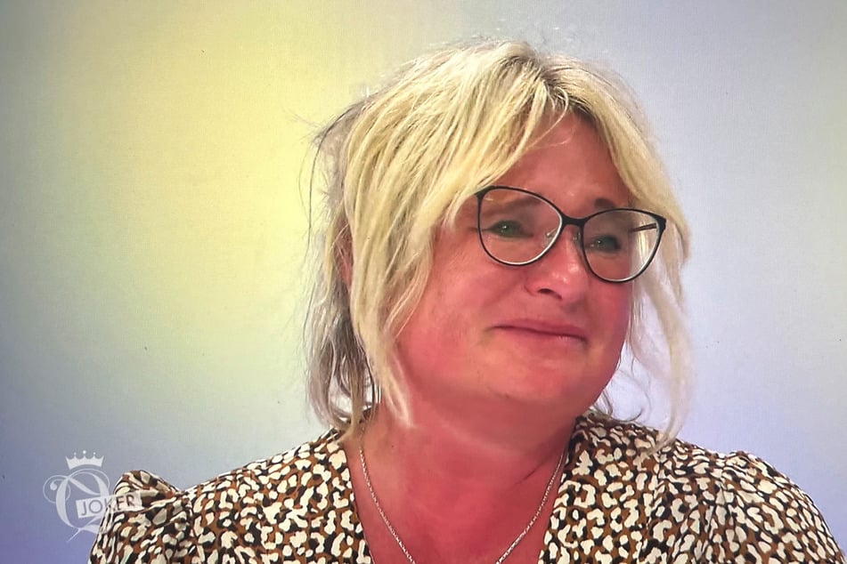 Emotion pur: Kandidatin Britta (54) kann ihre Tränen nach Melissas Auftritt nicht zurückhalten.