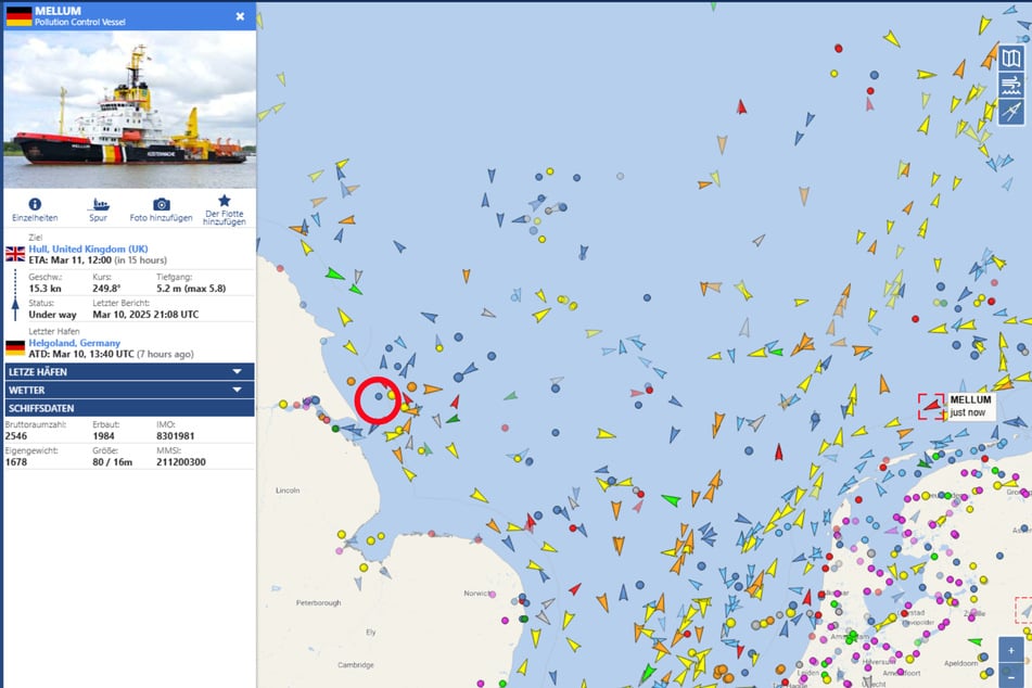 On Monday evening, "Mellum" was at the height of the West Frisian Islands. The red circle shows the scene of the accident.