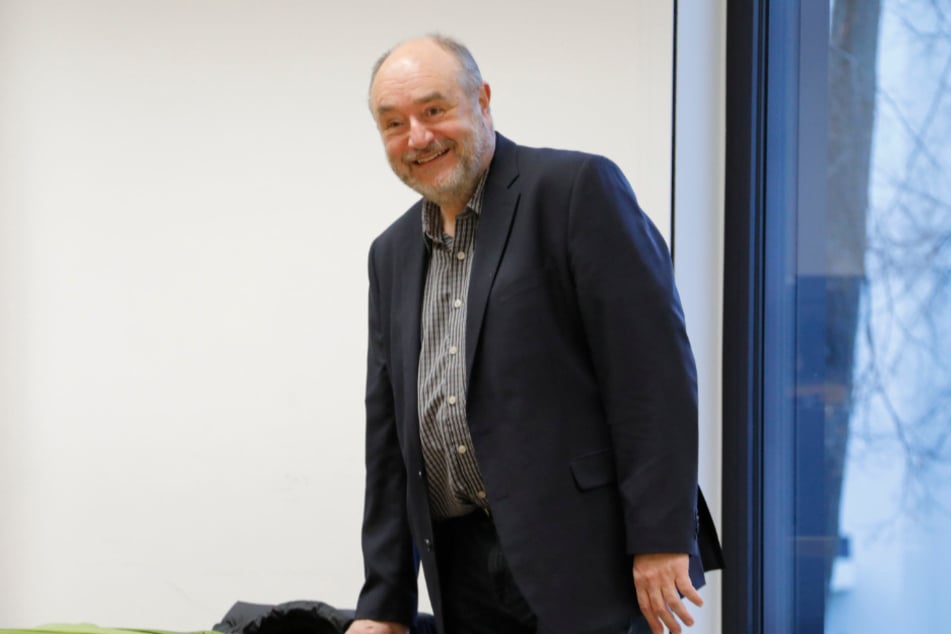 Auch Hans-Jürgen Rutsatz (65) hat sich für die Steuerungsgruppe der Bürgerplattform West aufstellen lassen.