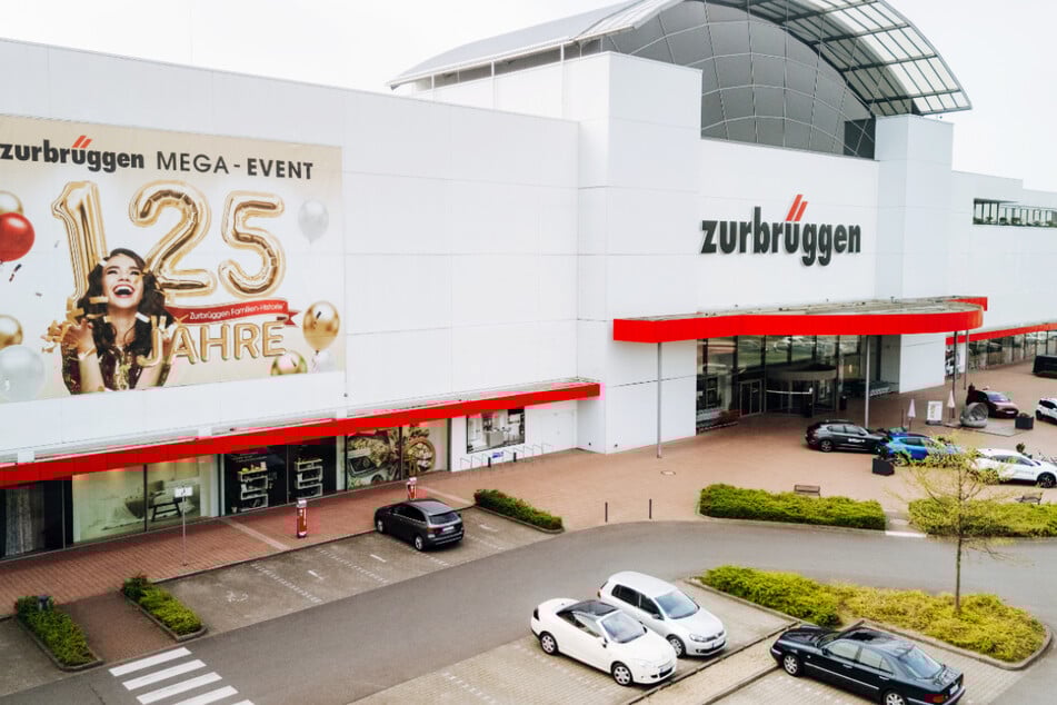 Auf der Suche nach günstigen Möbeln solltet Ihr hier vorbeischauen