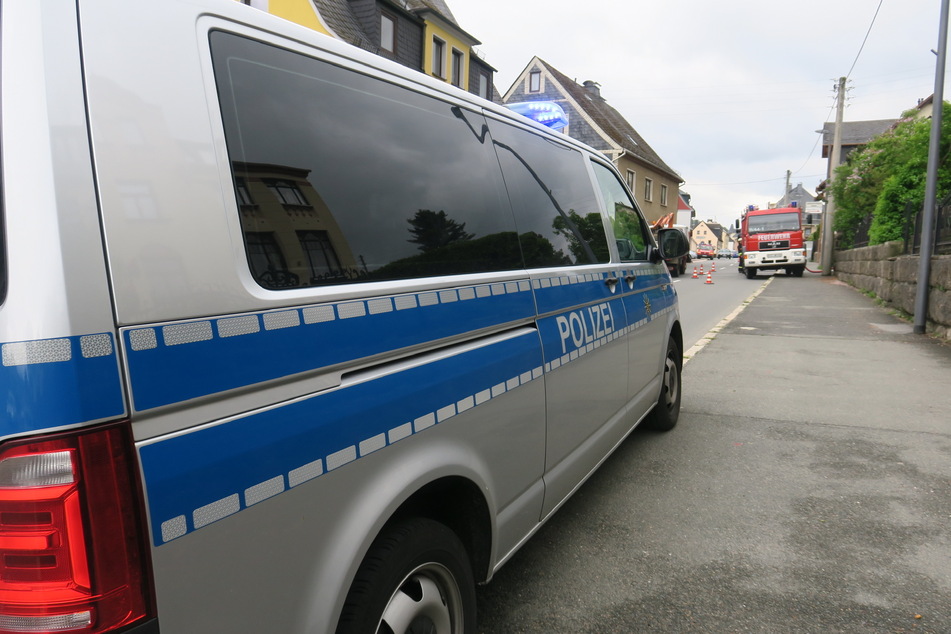 Für den Einsatz musste die Straße teilweise gesperrt werden.